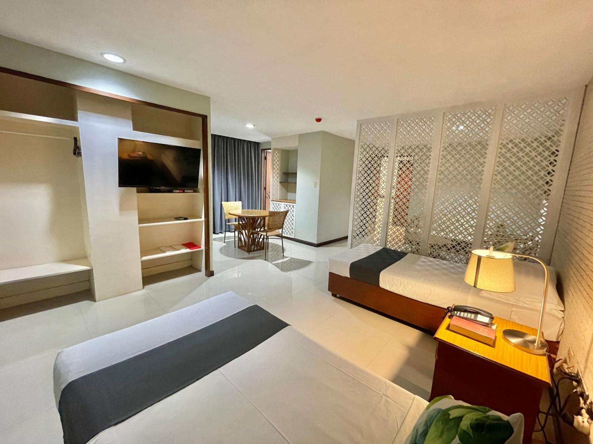 The Vip Hotel Cagayan de Oro Exterior photo