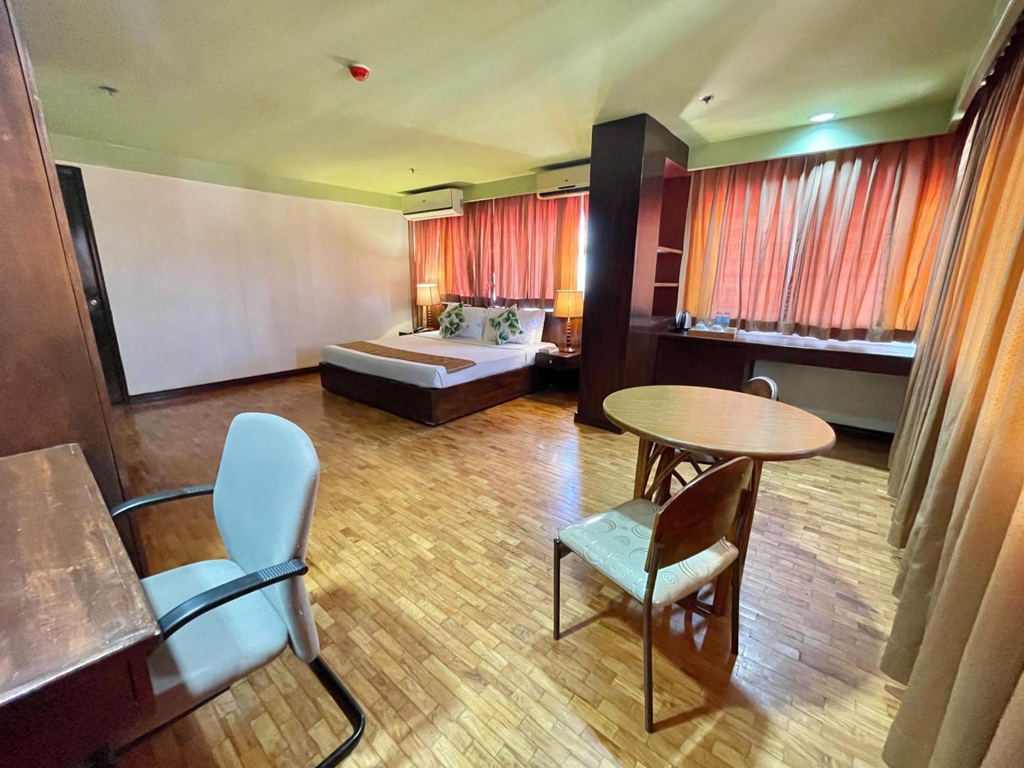 The Vip Hotel Cagayan de Oro Exterior photo