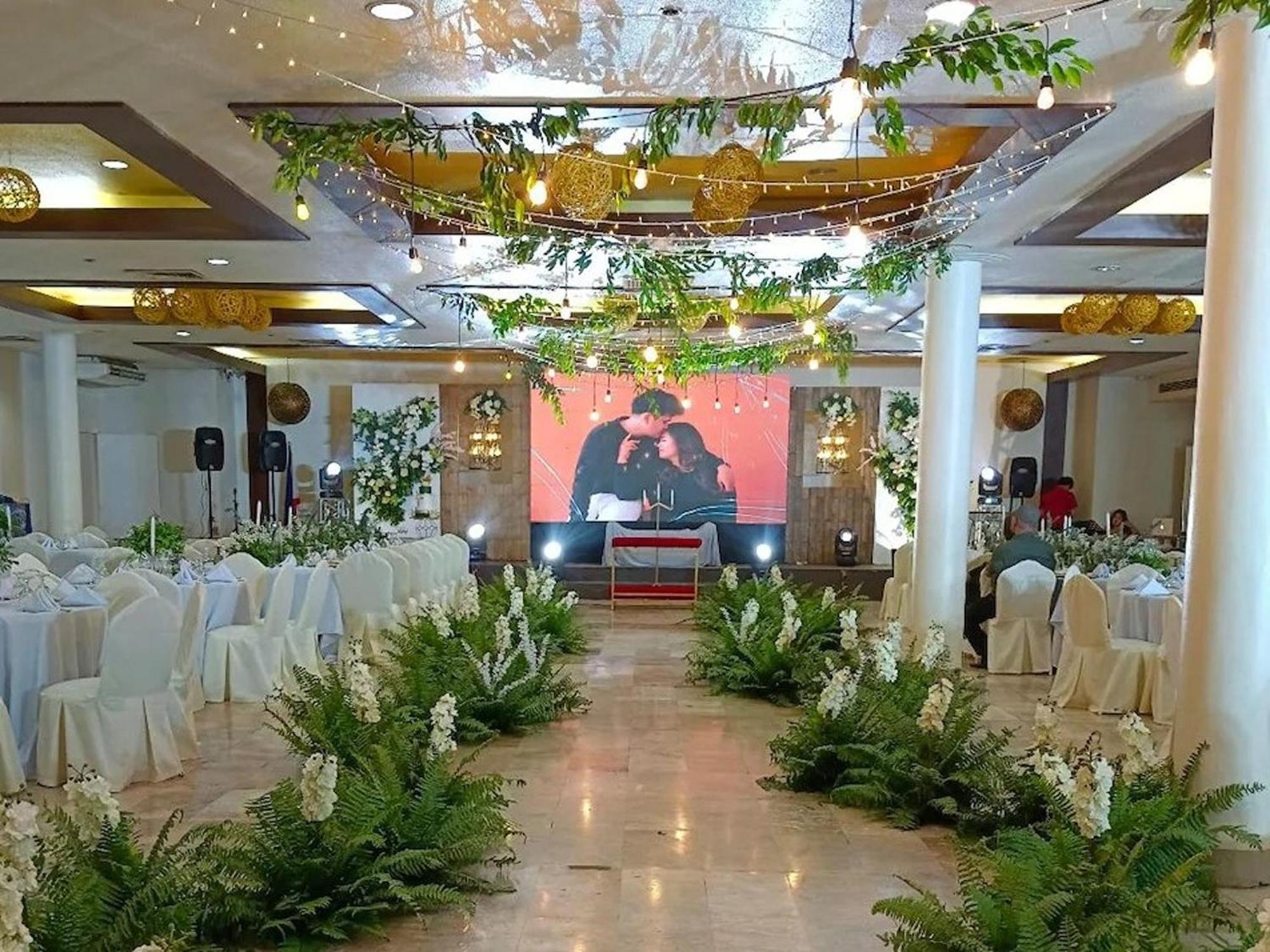 The Vip Hotel Cagayan de Oro Exterior photo