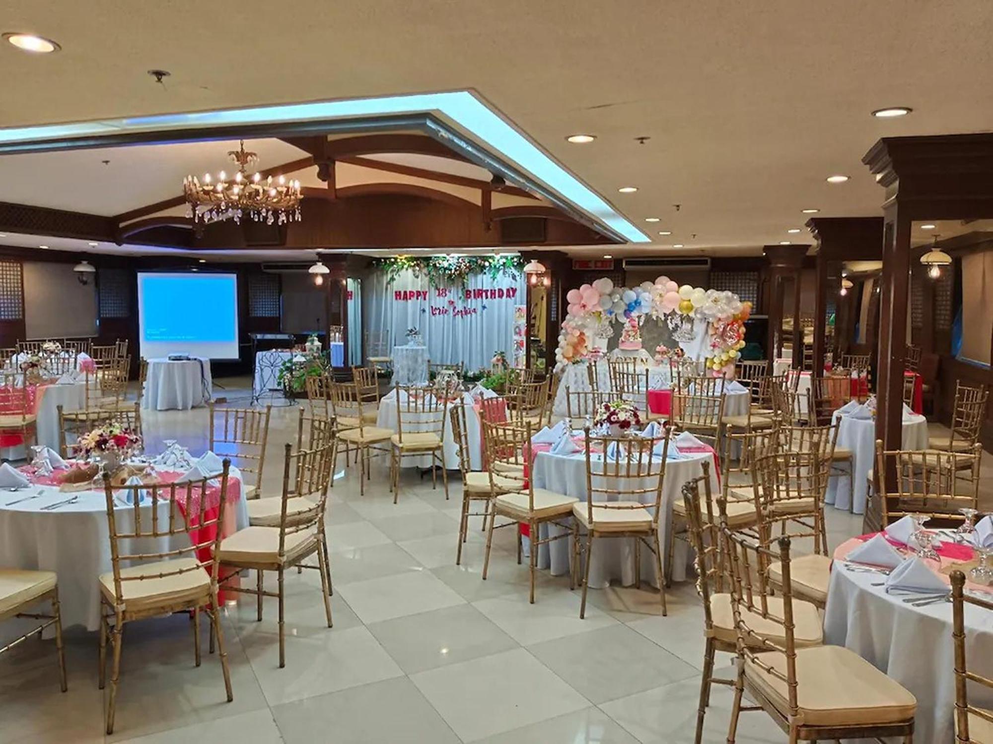 The Vip Hotel Cagayan de Oro Exterior photo