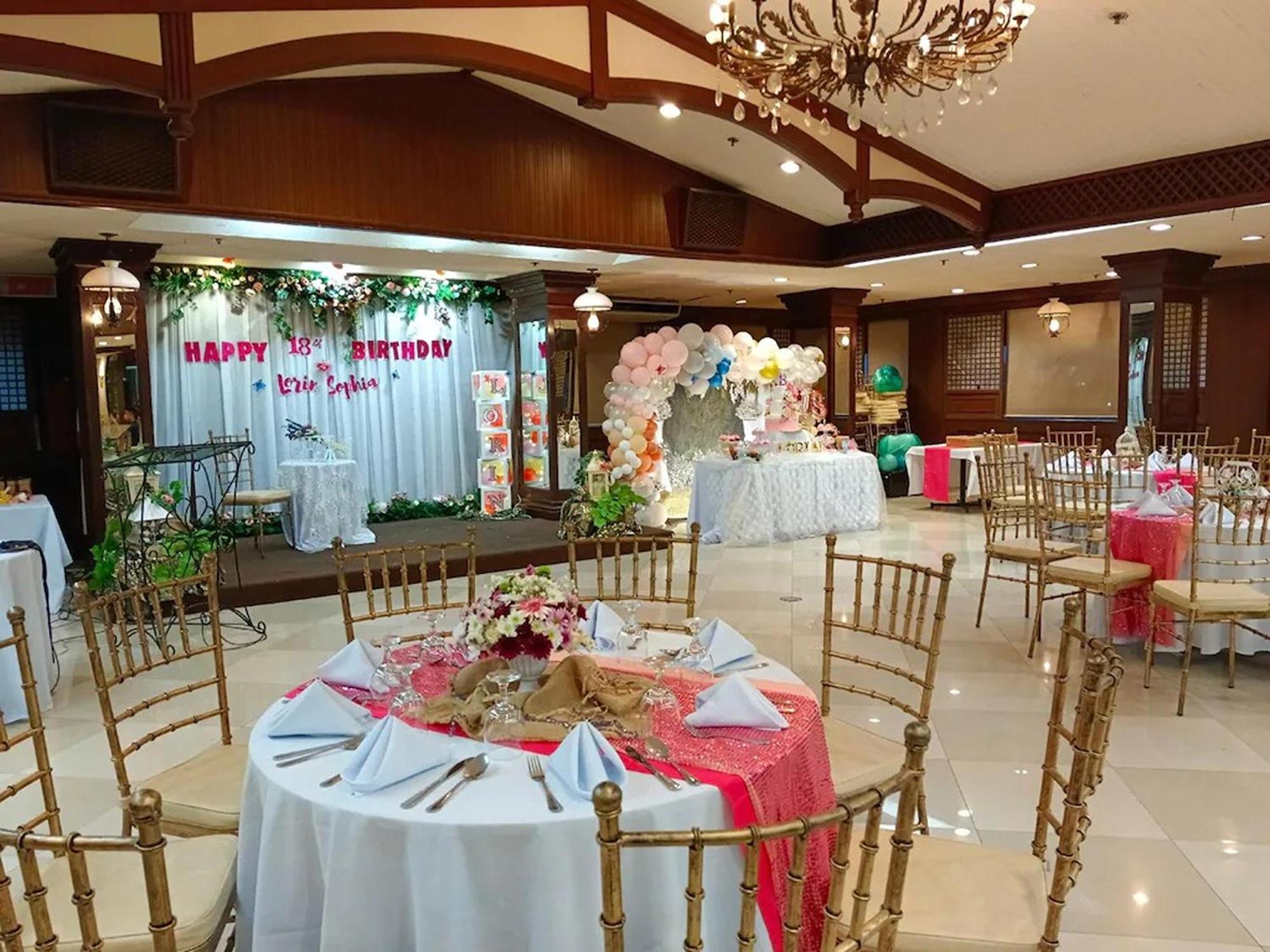 The Vip Hotel Cagayan de Oro Exterior photo